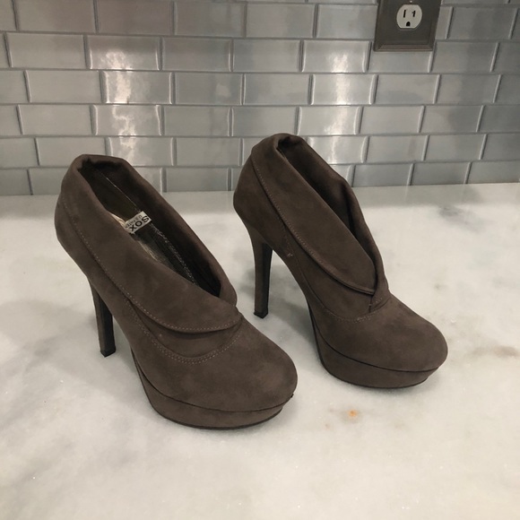 Massimo Shoes - Massimo brown high heels